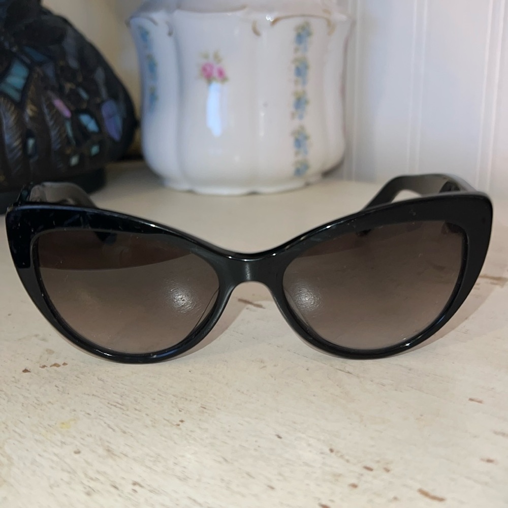 Salvatore Ferragamo SF930S 56-17 black sunglasses cat eye